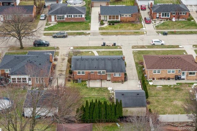 35428 Hathaway Street, Livonia, MI 48150