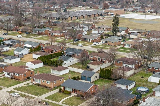 35428 Hathaway Street, Livonia, MI 48150