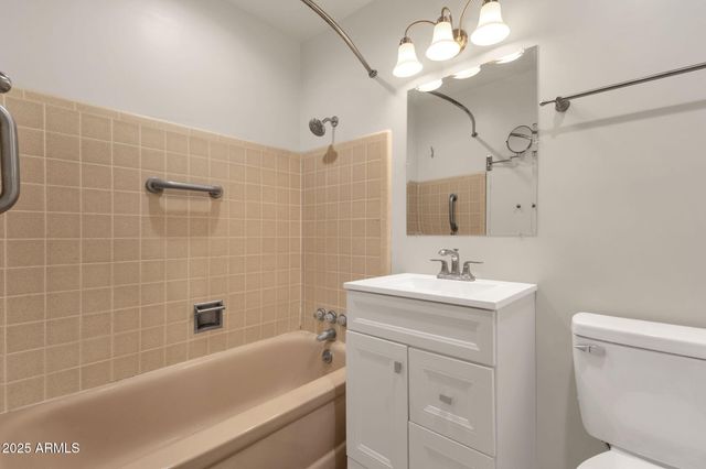 2139 S LA ROSA Drive, Tempe, AZ 85282