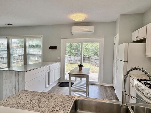 1667 Woodsford Road, Kennesaw, GA 30152