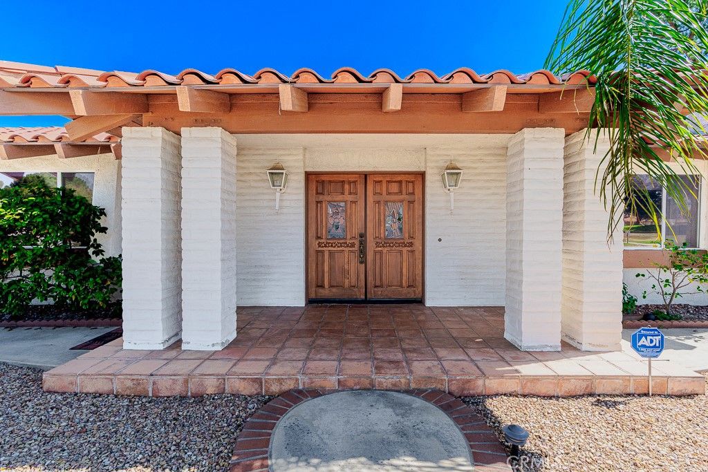 Image 3 of property listing at 2899 Maple, Hemet, CA 92545