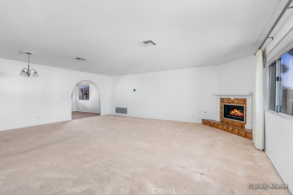 Image 5 of property listing at 2899 Maple, Hemet, CA 92545