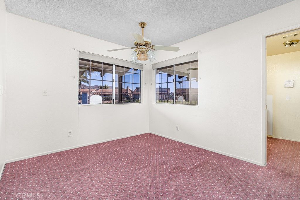 Image 9 of property listing at 2899 Maple, Hemet, CA 92545