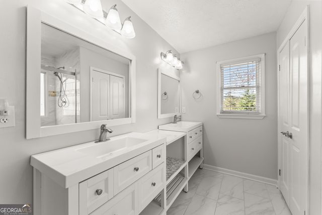 1200 Sunrise Field Court, Lawrenceville, GA 30043