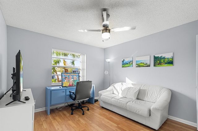 605 Flanders M, Delray Beach, FL 33484