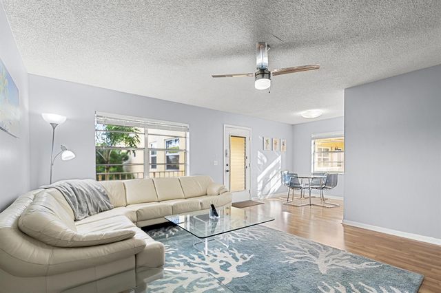 605 Flanders M, Delray Beach, FL 33484