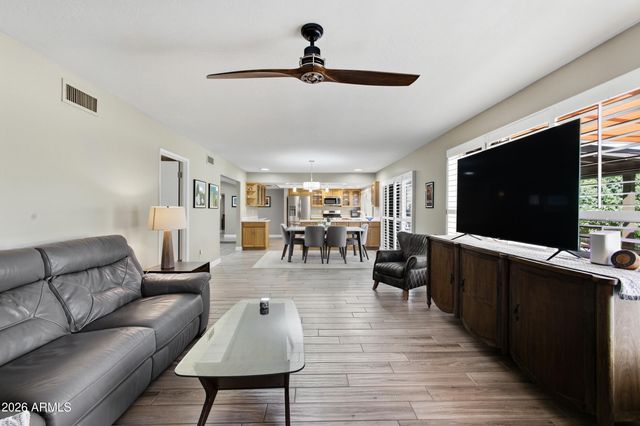 9601 N 35TH Place, Phoenix, AZ 85028