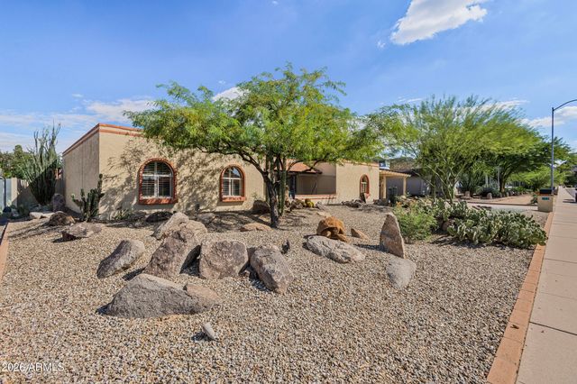 9601 N 35TH Place, Phoenix, AZ 85028