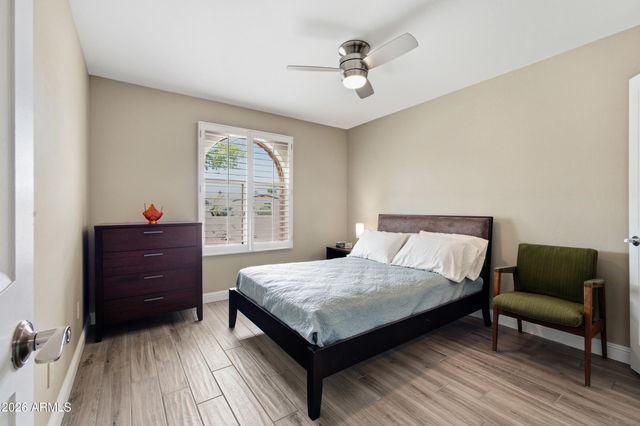 9601 N 35TH Place, Phoenix, AZ 85028