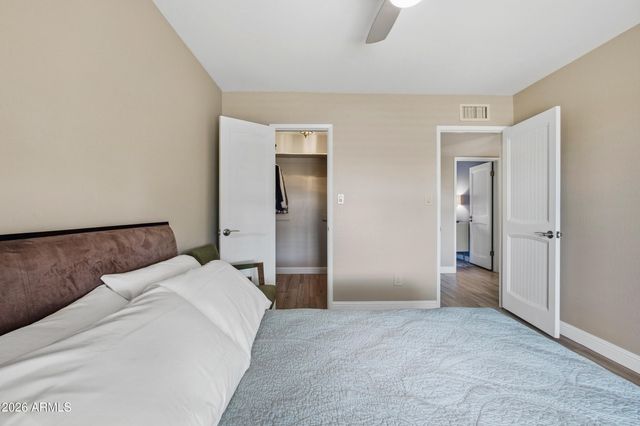 9601 N 35TH Place, Phoenix, AZ 85028