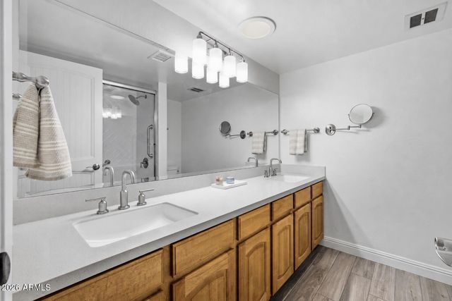9601 N 35TH Place, Phoenix, AZ 85028
