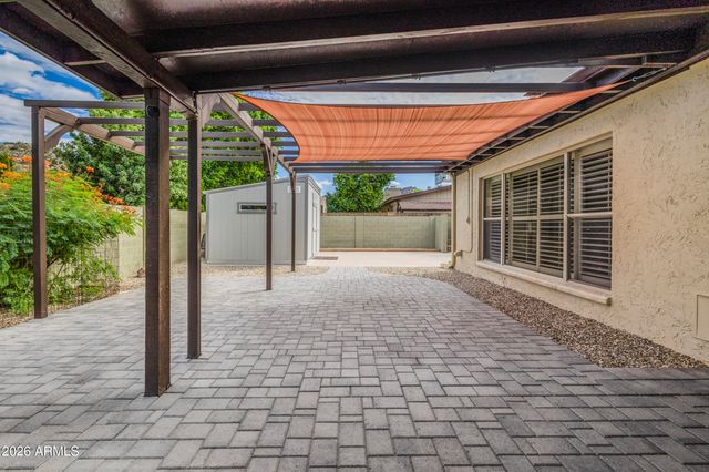 9601 N 35TH Place, Phoenix, AZ 85028