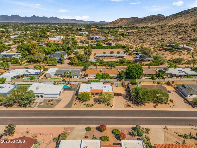 9601 N 35TH Place, Phoenix, AZ 85028