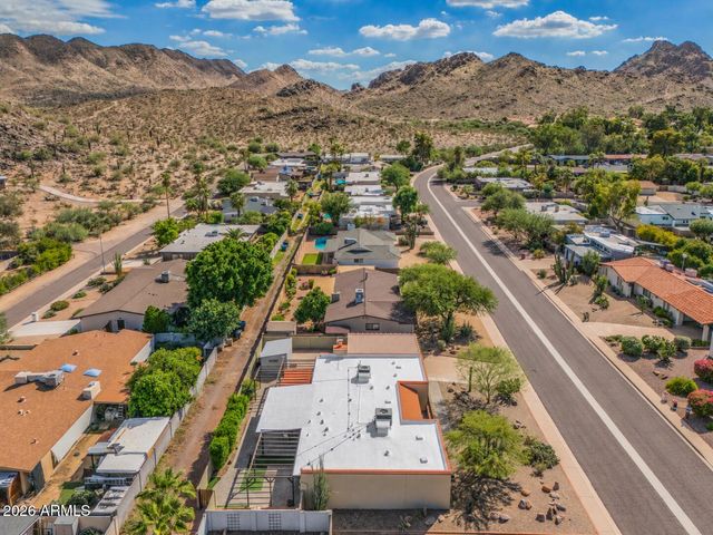 9601 N 35TH Place, Phoenix, AZ 85028