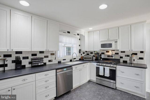 1103 WESTVIEW TER, Dover, DE 19904