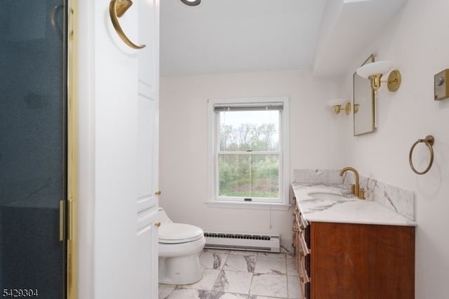 208 Mountain Rd, East Amwell Twp., NJ 08551