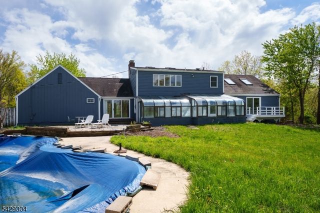 208 Mountain Rd, East Amwell Twp., NJ 08551