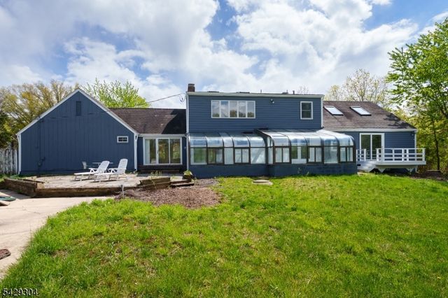 208 Mountain Rd, East Amwell Twp., NJ 08551