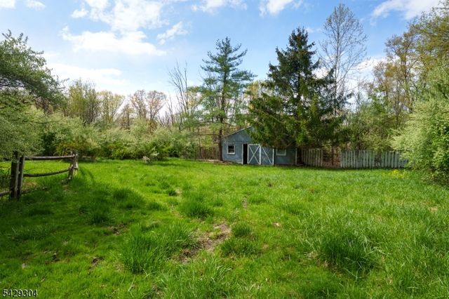 208 Mountain Rd, East Amwell Twp., NJ 08551