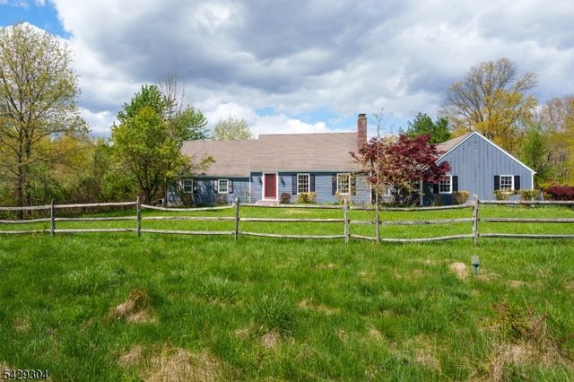208 Mountain Rd, East Amwell Twp., NJ 08551