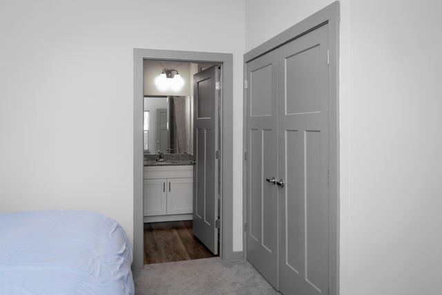 782 Riverfront Parkway 123, Chattanooga, TN 37402