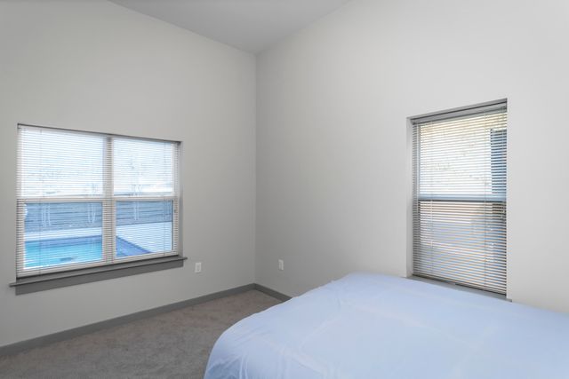 782 Riverfront Parkway 123, Chattanooga, TN 37402