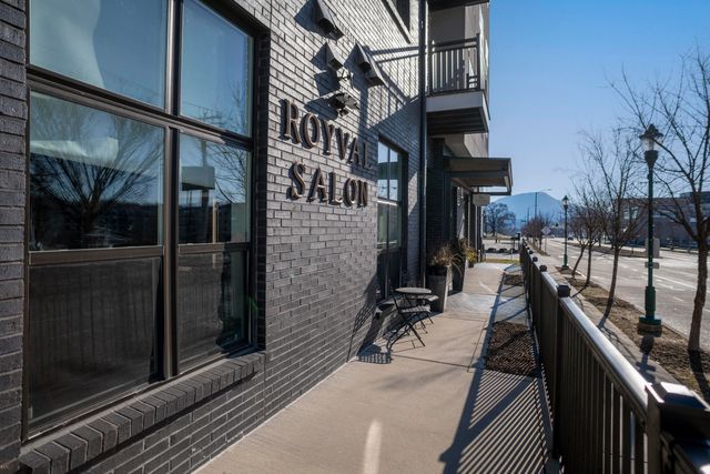 782 Riverfront Parkway 123, Chattanooga, TN 37402