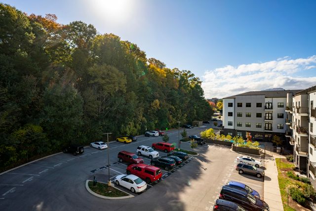 782 Riverfront Parkway 123, Chattanooga, TN 37402