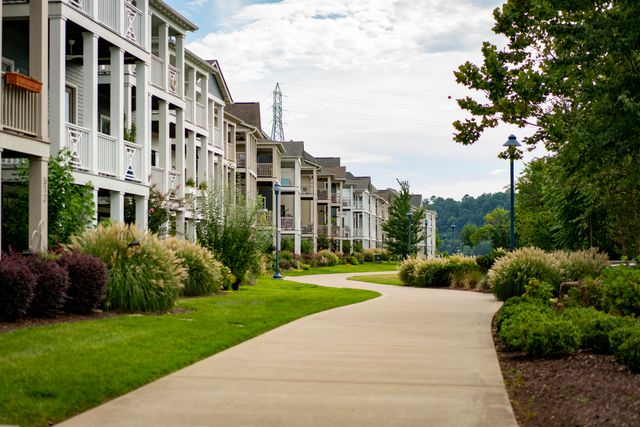 782 Riverfront Parkway 123, Chattanooga, TN 37402