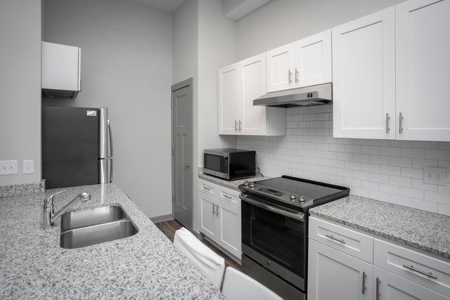 782 Riverfront Parkway 123, Chattanooga, TN 37402
