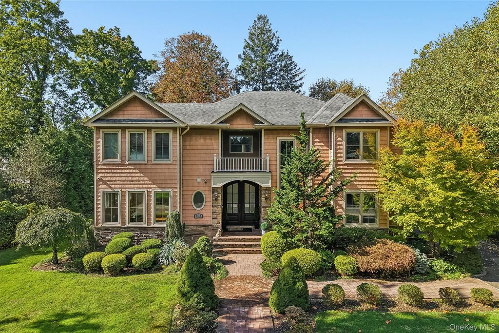 103 High Street, East Williston, NY 11596 — photo 3