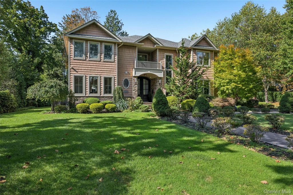 103 High Street, East Williston, NY 11596 — photo 4