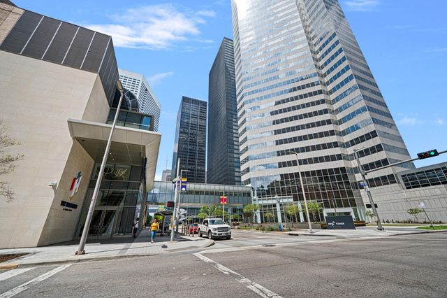 1727 Hadley Street, Houston, TX 77003