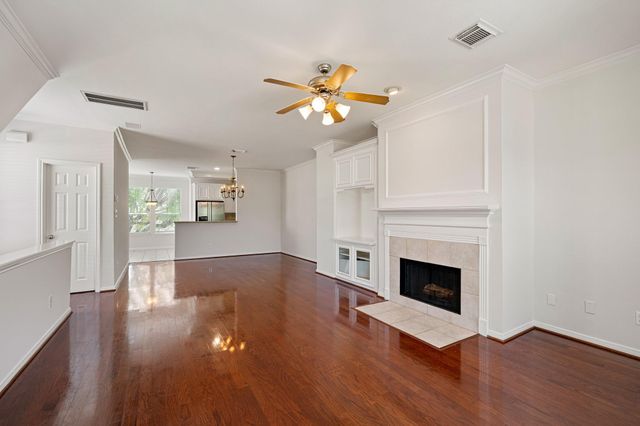 1727 Hadley Street, Houston, TX 77003