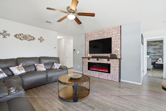 449 Moonvine Way, New Braunfels, TX 78130