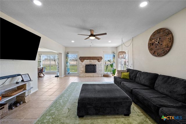 3000 W Amity Road, Salado, TX 76571