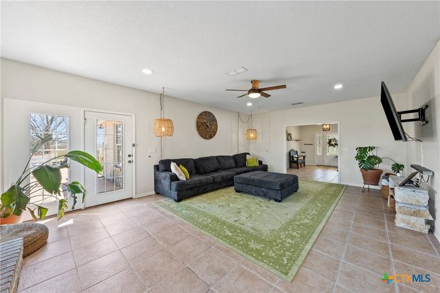 3000 W Amity Road, Salado, TX 76571