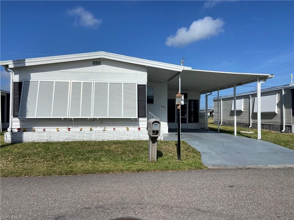 14715 Patrick Henry RD, North Fort Myers, FL 33917
