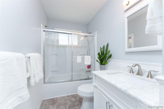1200 S Holmes Street, Lansing, MI 48912