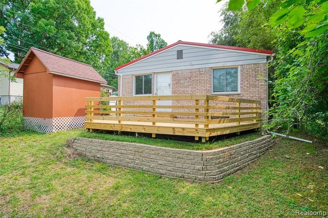 1200 S Holmes Street, Lansing, MI 48912