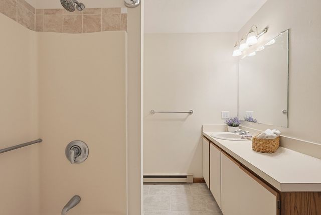 129 Highwood Drive 129, Franklin, MA 02038