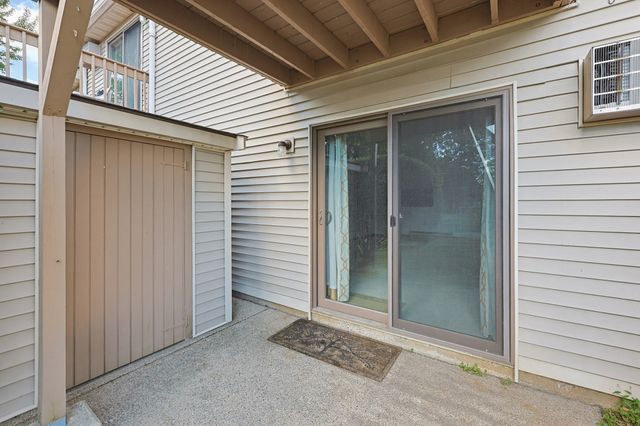 129 Highwood Drive 129, Franklin, MA 02038