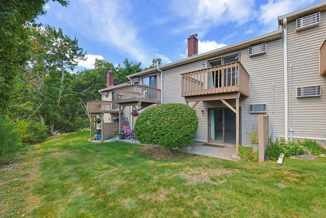 129 Highwood Drive 129, Franklin, MA 02038