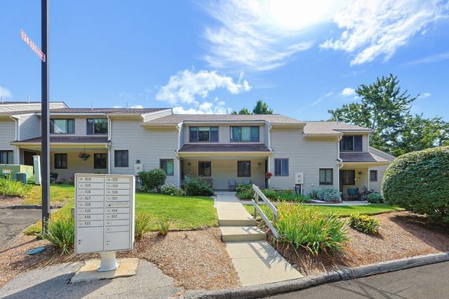 129 Highwood Drive 129, Franklin, MA 02038