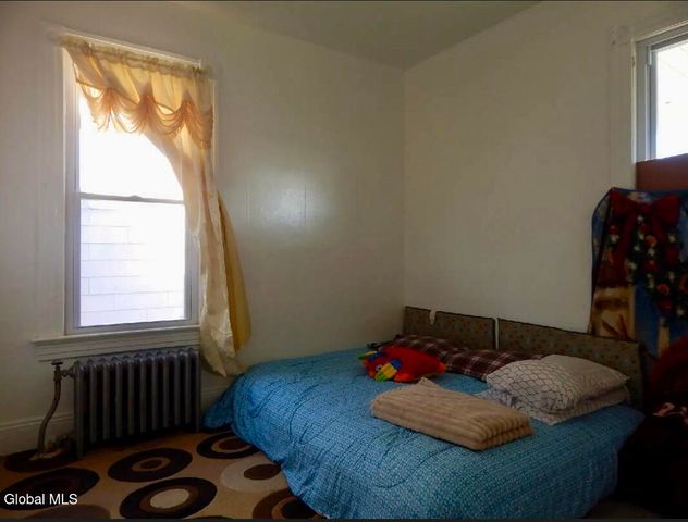 1610 Avenue A, Schenectady, NY 12308