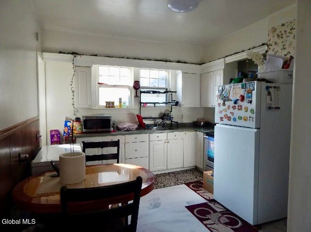 1610 Avenue A, Schenectady, NY 12308