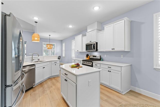 6060 Wild Olive Way, Vero Beach, FL 32966