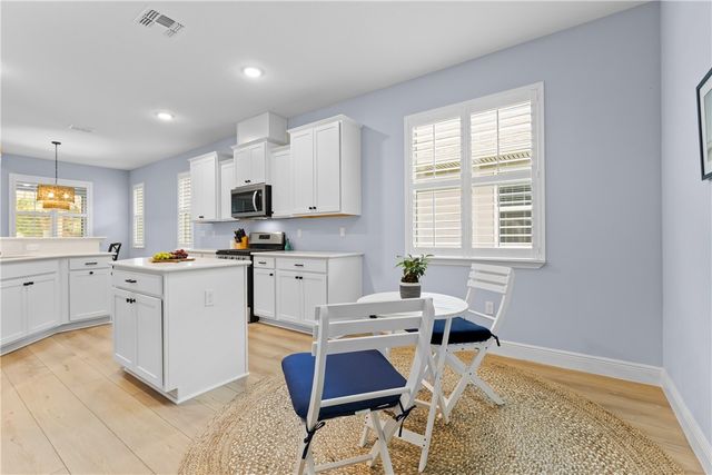 6060 Wild Olive Way, Vero Beach, FL 32966