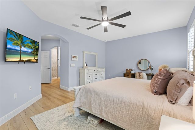 6060 Wild Olive Way, Vero Beach, FL 32966