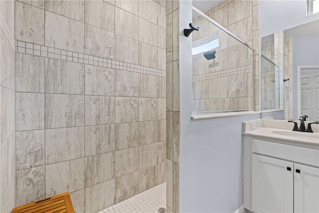 6060 Wild Olive Way, Vero Beach, FL 32966